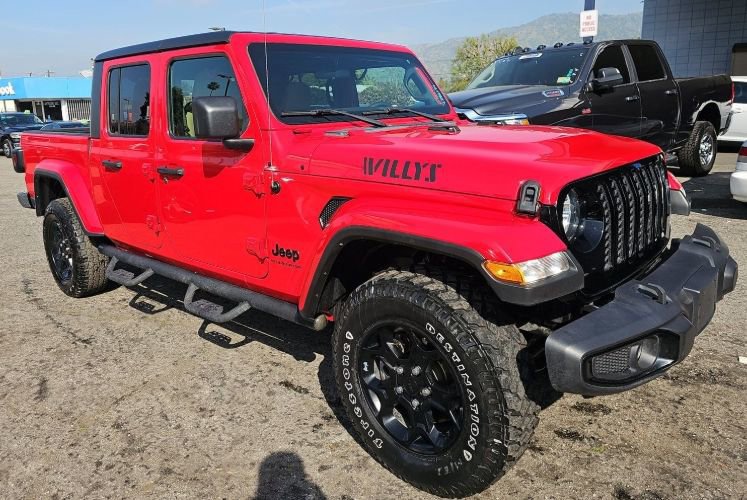 Used 2023 Jeep Gladiator Willys image 4