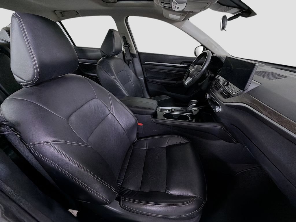 Used 2023 Nissan Altima 2.5 SL FWD image 33