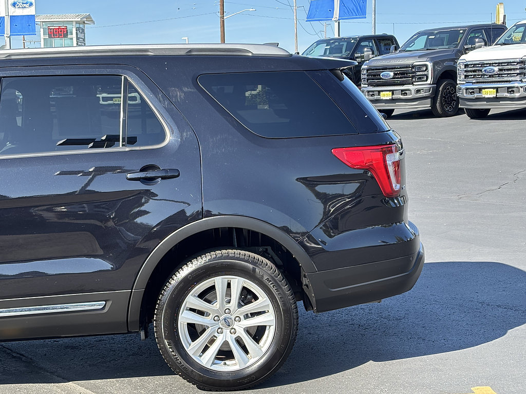 Certified 2019 Ford Explorer XLT w/ Class III Trailer Tow Package AWD/4WD image 11