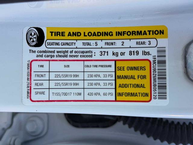 Certified 2021 Ford Escape Titanium w/ Class II Trailer Tow Package image 28