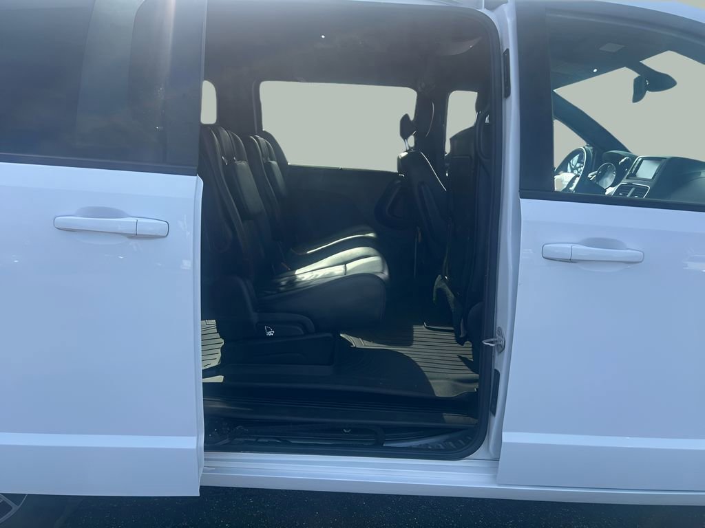 Used 2019 Dodge Grand Caravan GT FWD image 35