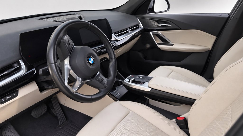 Used 2023 BMW X1 xDrive28i w/ Convenience Package AWD/4WD image 8