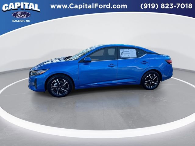 Used 2025 Nissan Sentra SV image 3