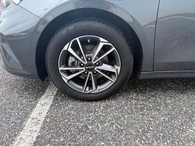 Used 2024 Kia Forte LXS w/ LXS Technology Package FWD image 22