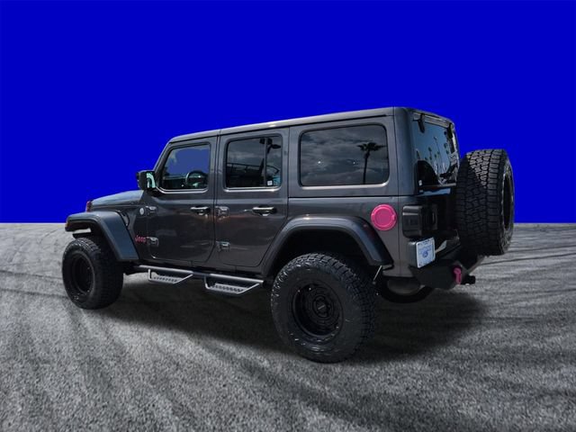 Used 2019 Jeep Wrangler Unlimited Sahara AWD/4WD image 6