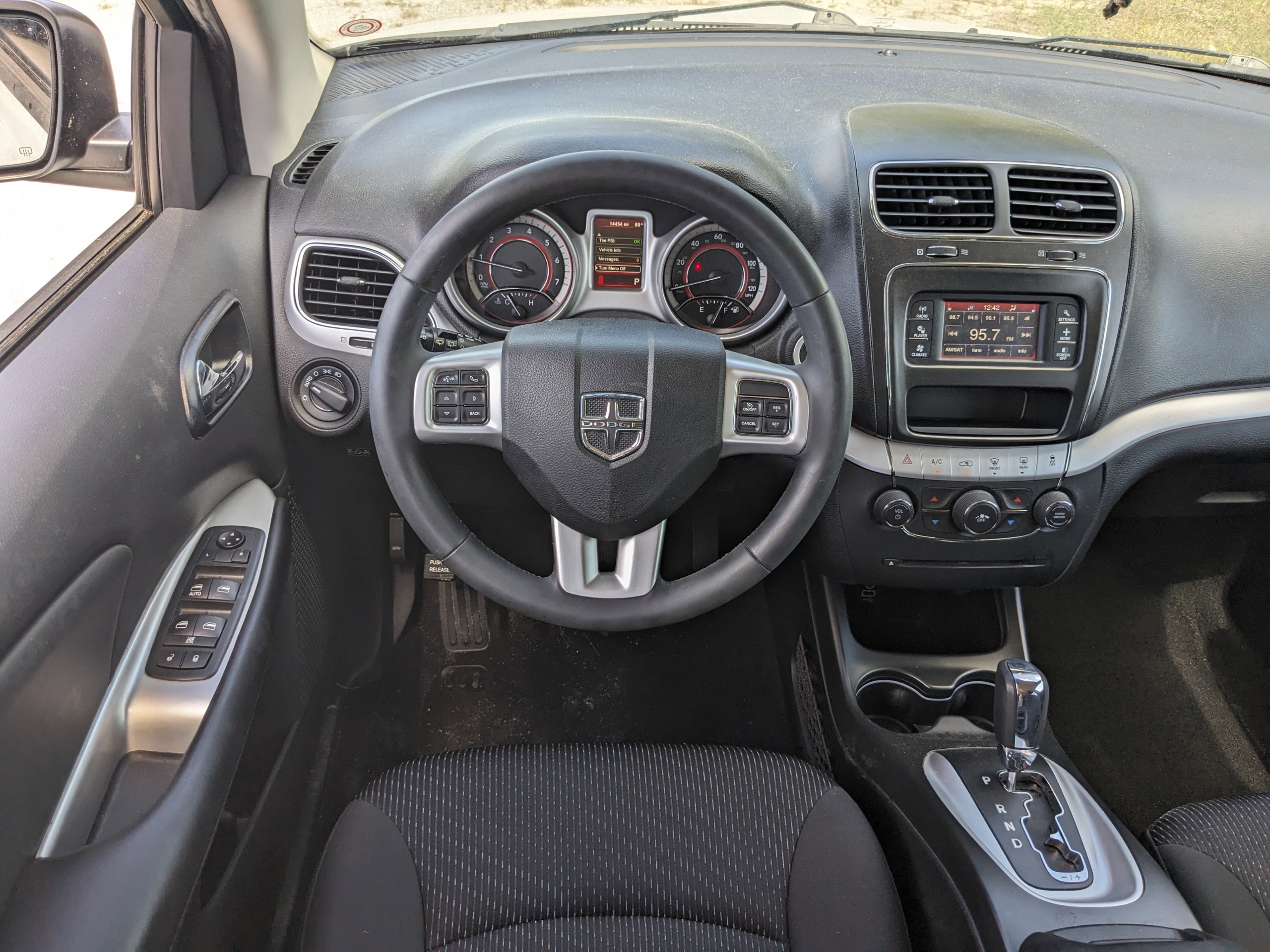 Used 2018 Dodge Journey SE w/ Connectivity Group image 13