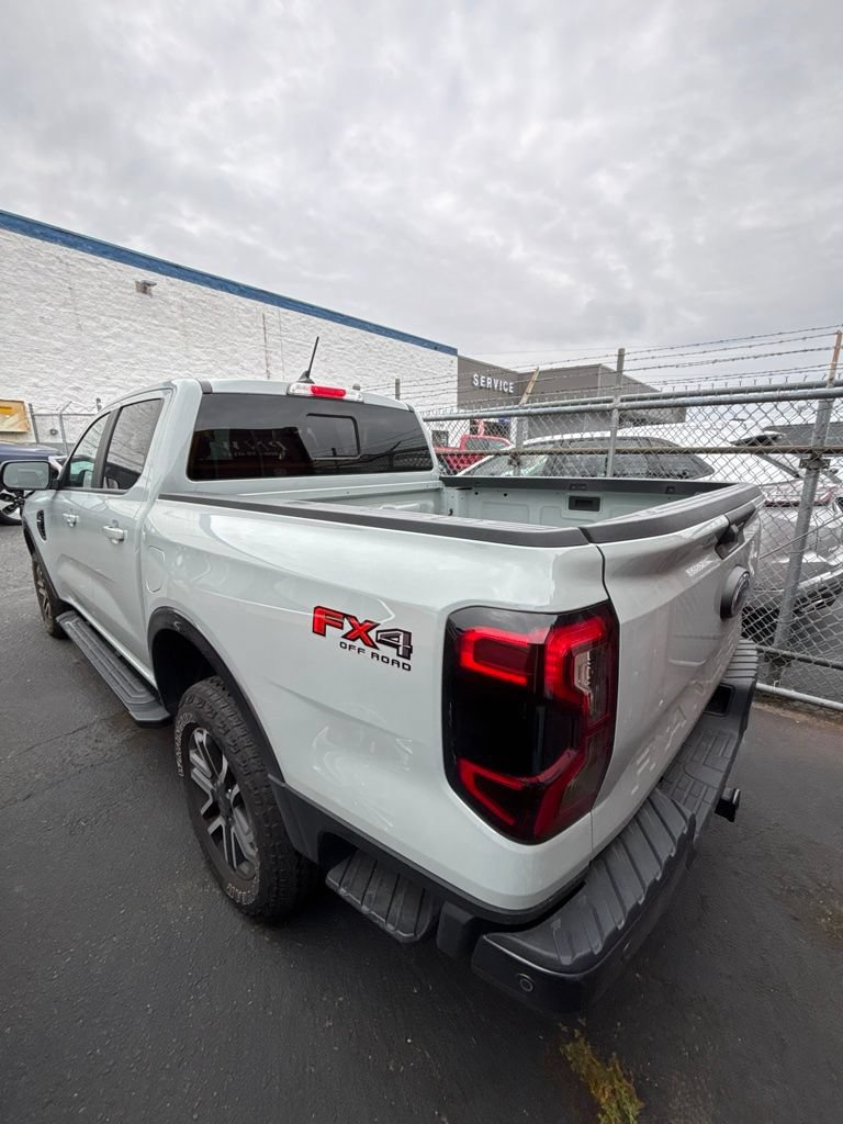 Certified 2024 Ford Ranger Lariat w/ FX4 Off-Road Package AWD/4WD image 6