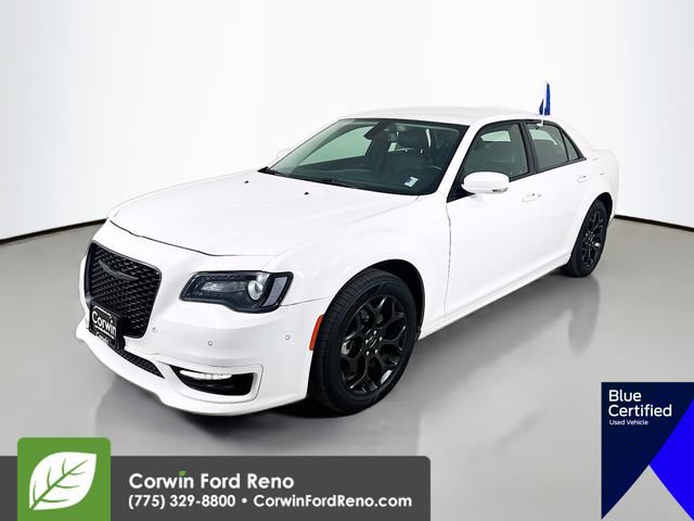 Used 2022 Chrysler 300 Touring L AWD/4WD image 3