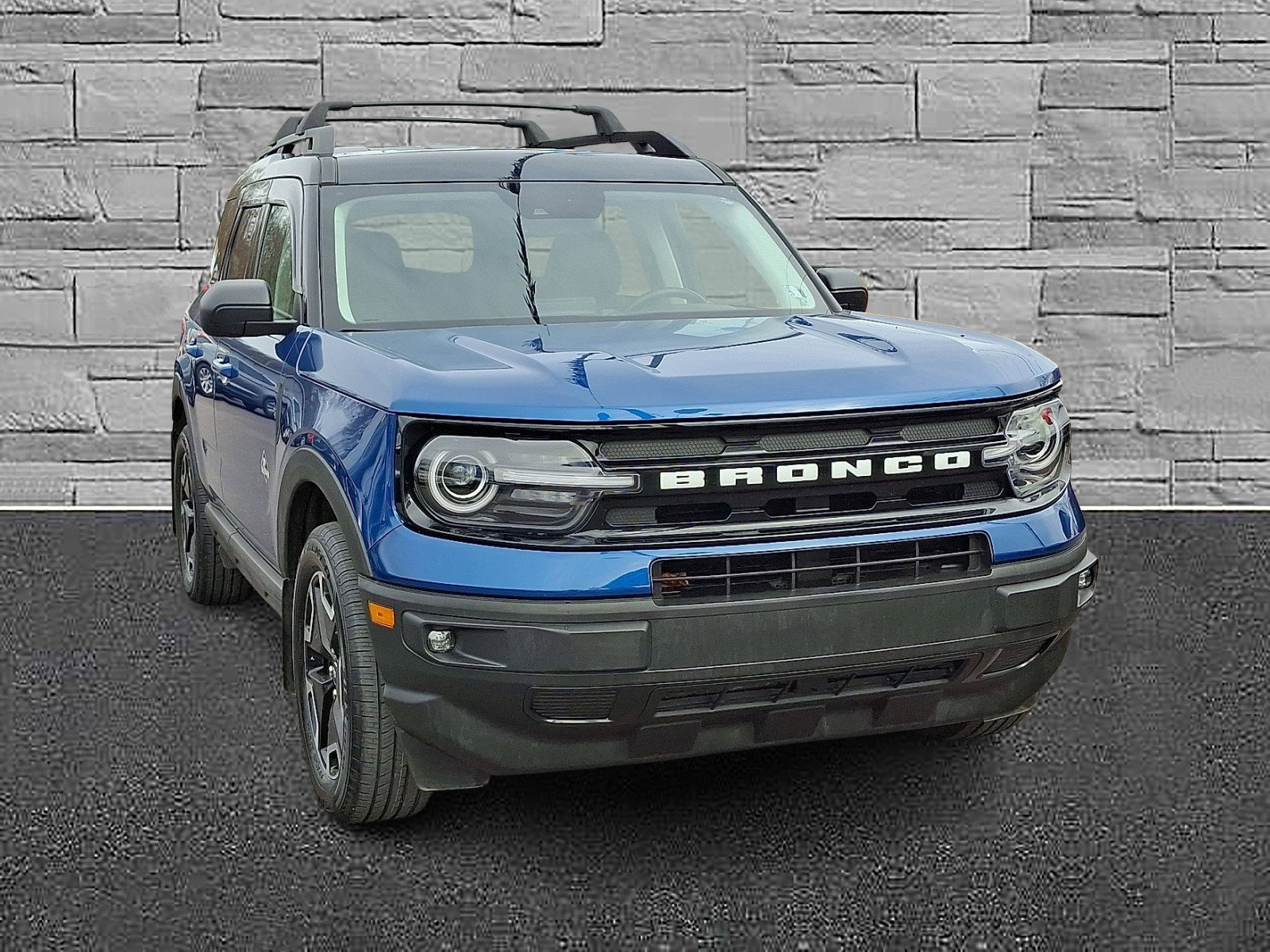 Certified 2024 Ford Bronco Sport Outer Banks AWD/4WD image 2