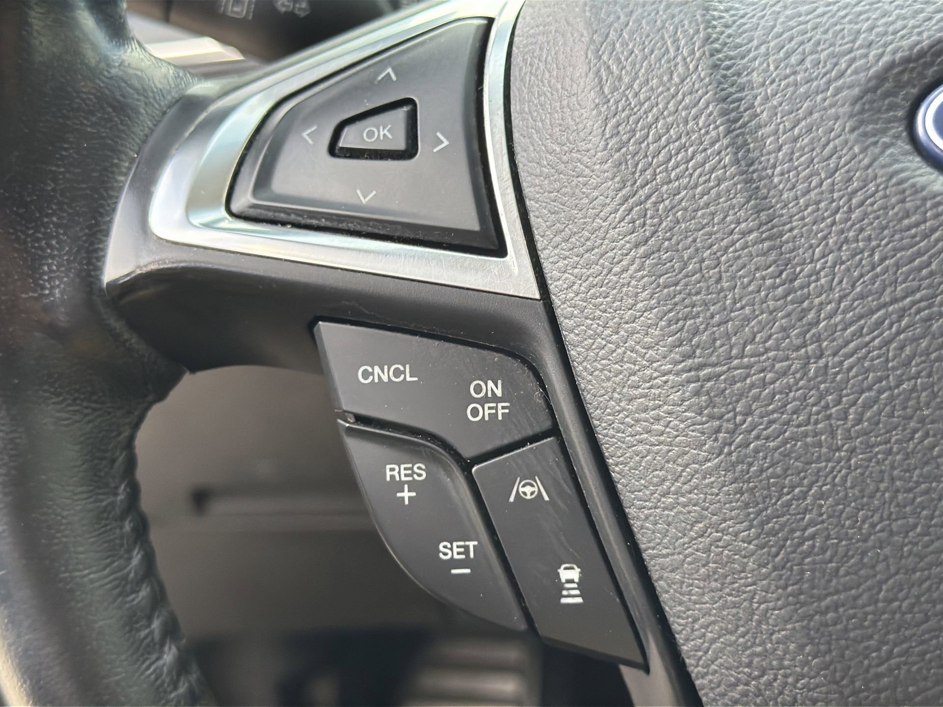 Certified 2019 Ford Edge Titanium w/ Equipment Group 301A FWD image 63
