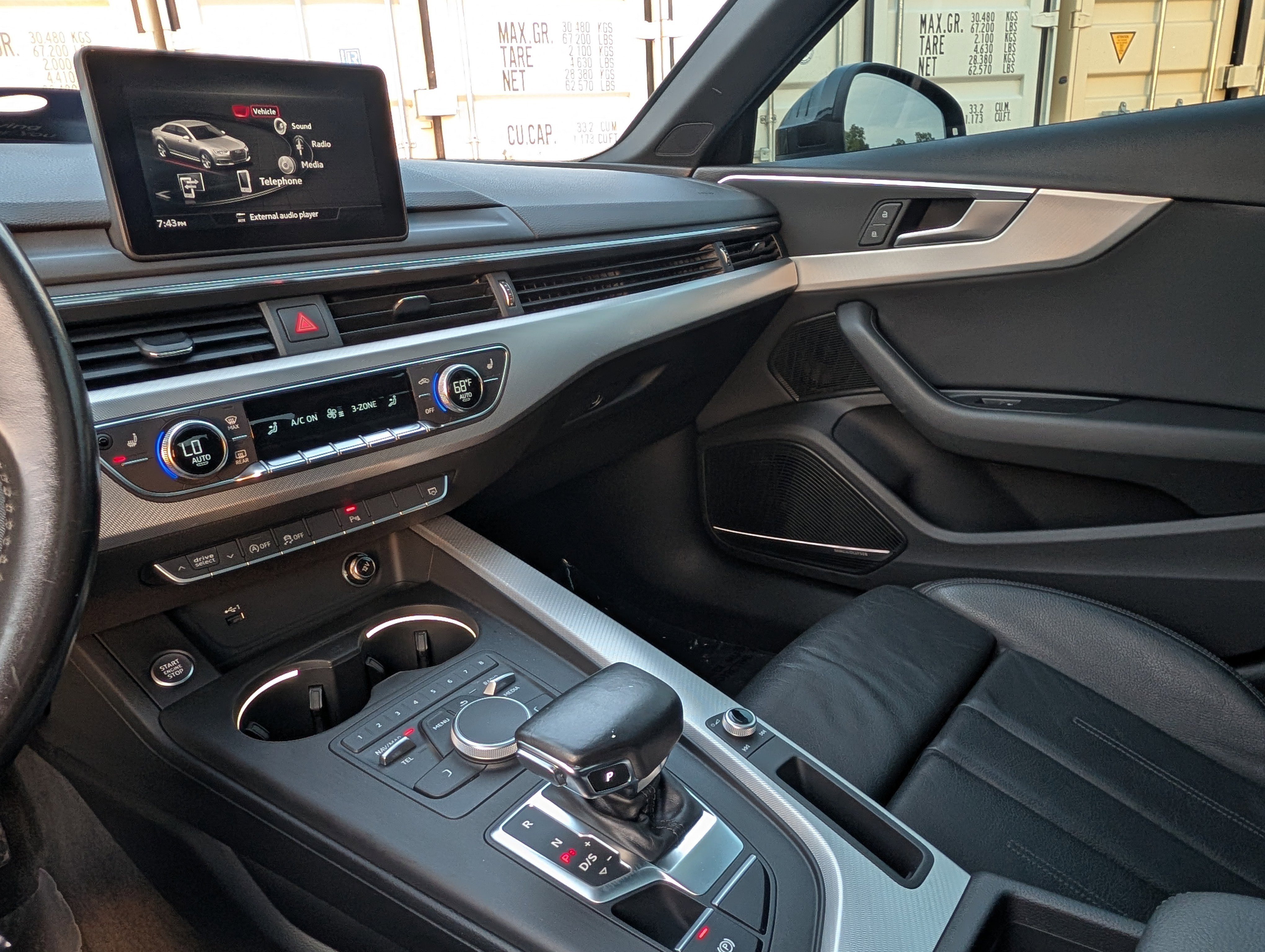 Used 2018 Audi A4 2.0T Ultra Premium Plus w/ Premium Plus Package FWD image 31