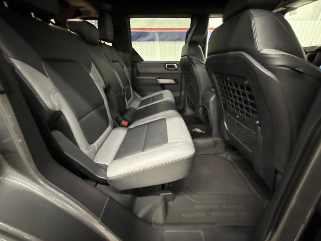 Certified 2022 Ford Bronco Black Diamond w/ Sasquatch Package AWD/4WD image 29