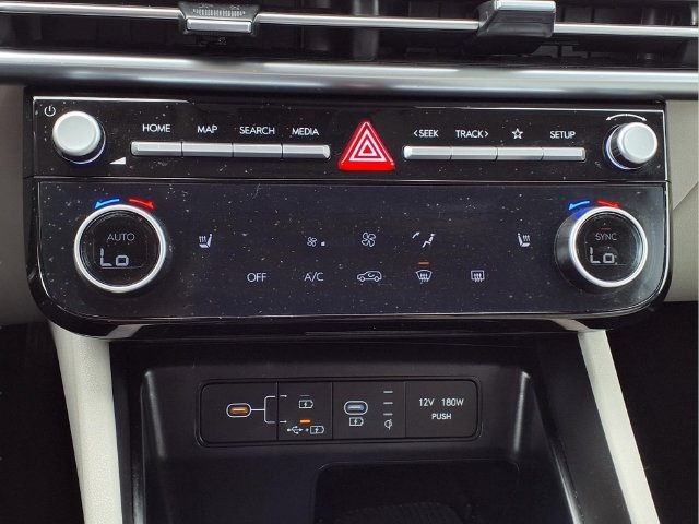Used 2025 Hyundai Tucson SEL FWD image 16