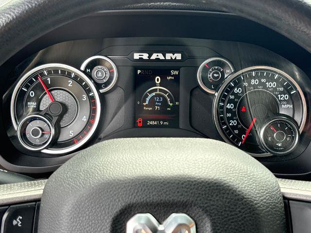 Used 2024 RAM 3500 Tradesman w/ Chrome Appearance Group AWD/4WD image 21