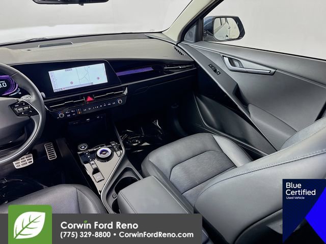 Used 2023 Kia Niro SX Touring image 29