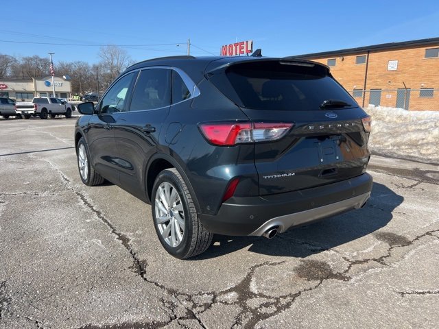 Certified 2022 Ford Escape Titanium w/ Titanium Elite Package image 4