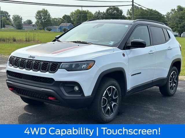 Used 2024 Jeep Compass Trailhawk AWD/4WD image 4