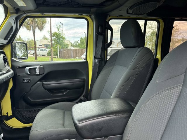 Used 2023 Jeep Wrangler Unlimited Sport AWD/4WD image 17