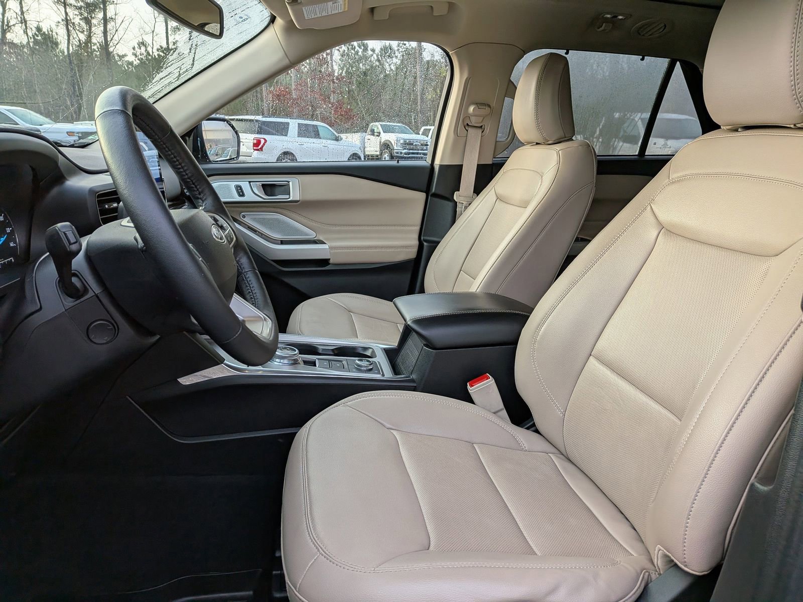 Certified 2023 Ford Explorer Limited w/ Limited Technology Package image 23