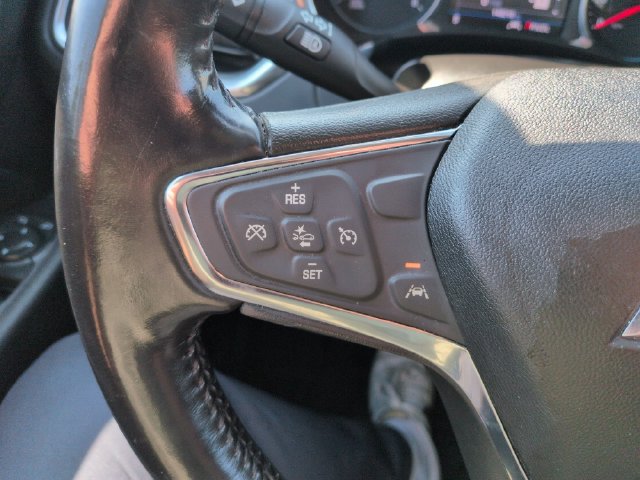 Used 2020 Chevrolet Equinox LT w/ Driver Convenience Package AWD/4WD image 32