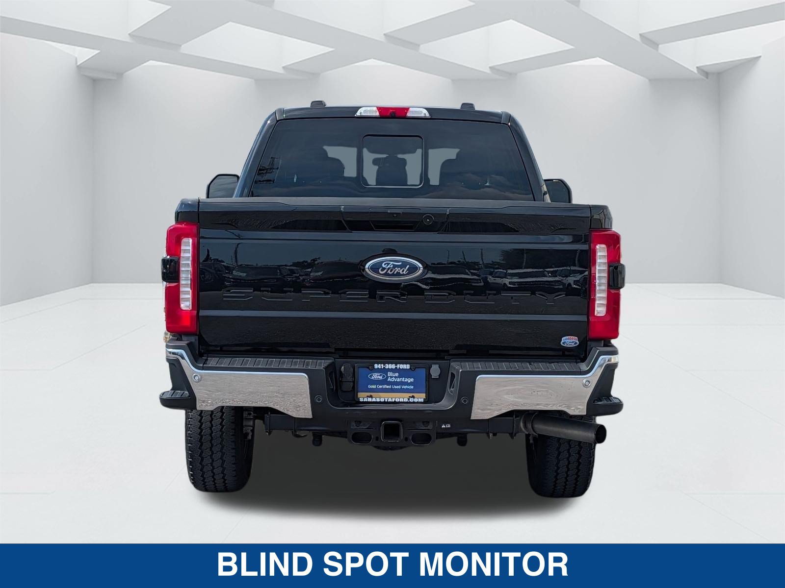 Certified 2024 Ford F250 Lariat w/ FX4 Off-Road Package AWD/4WD image 6