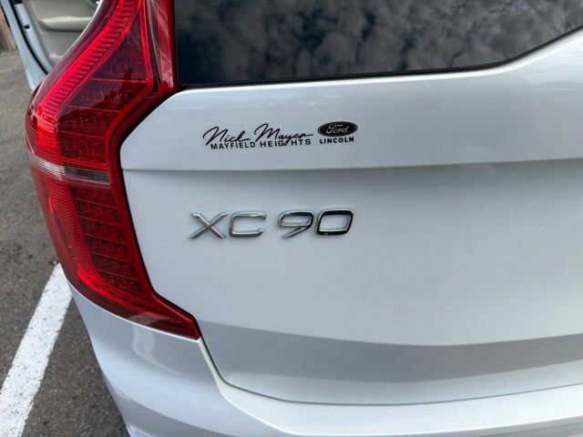 Used 2022 Volvo XC90 T6 Momentum AWD/4WD image 35