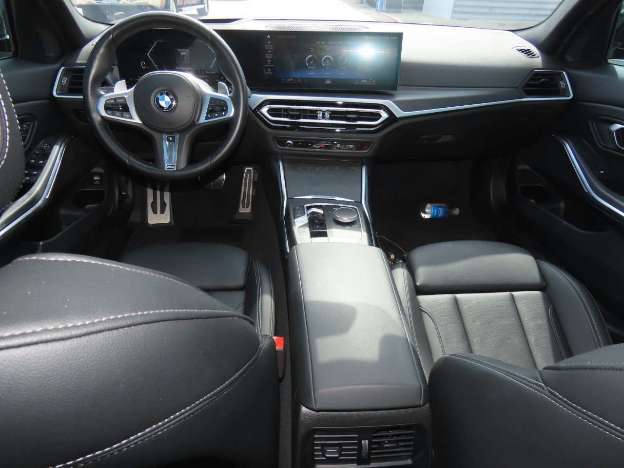 Used 2023 BMW 330i Sedan w/ M Sport Package RWD image 21