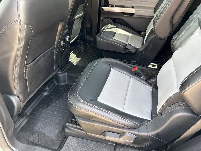 Certified 2022 Ford Explorer XLT w/ Equipment Group 202A AWD/4WD image 17