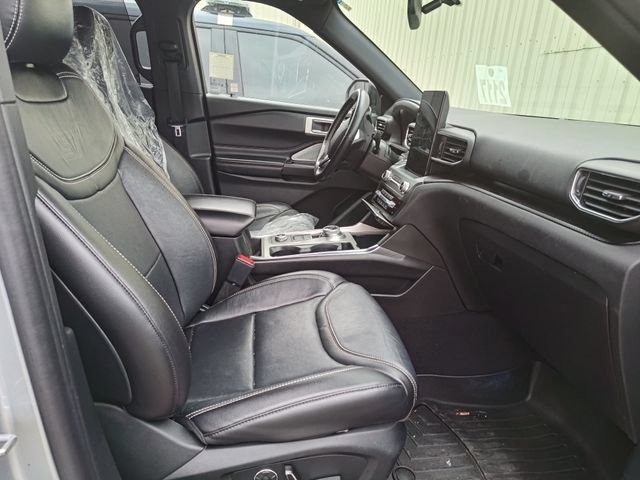 Certified 2020 Ford Explorer ST w/ ST Street Pack AWD/4WD image 3
