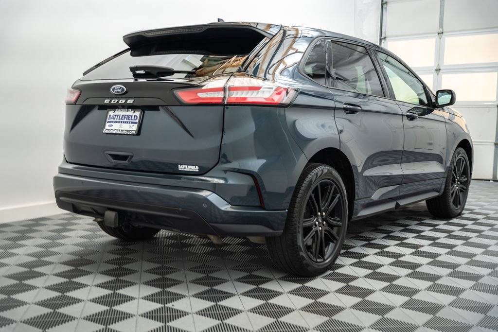 Certified 2024 Ford Edge ST-Line w/ Class II Trailer Tow Package AWD/4WD image 5