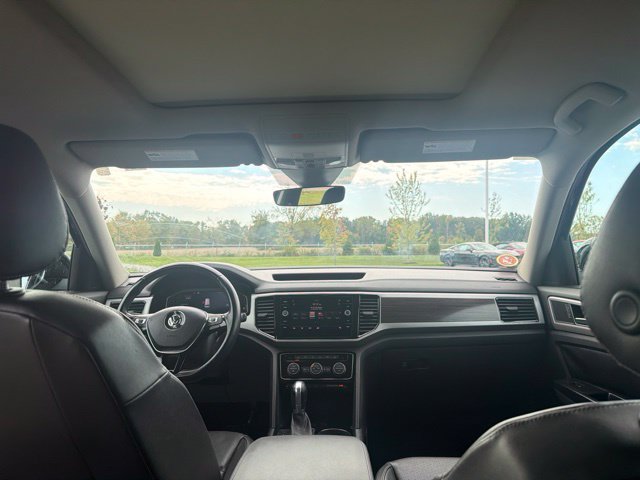 Used 2019 Volkswagen Atlas SEL FWD image 19