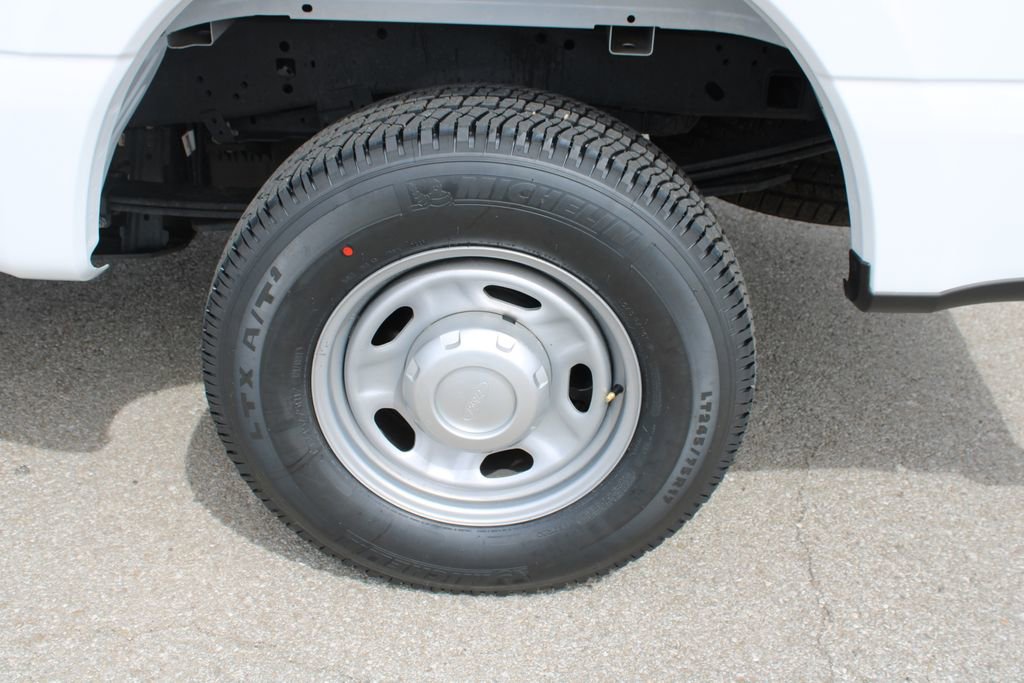 Certified 2025 Ford F250 XL w/ FX4 Off-Road Package image 21