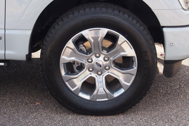 Certified 2023 Ford F150 Platinum w/ Equipment Group 701A High image 9