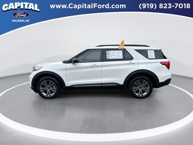 Certified 2023 Ford Explorer XLT w/ Equipment Group 202A image 3