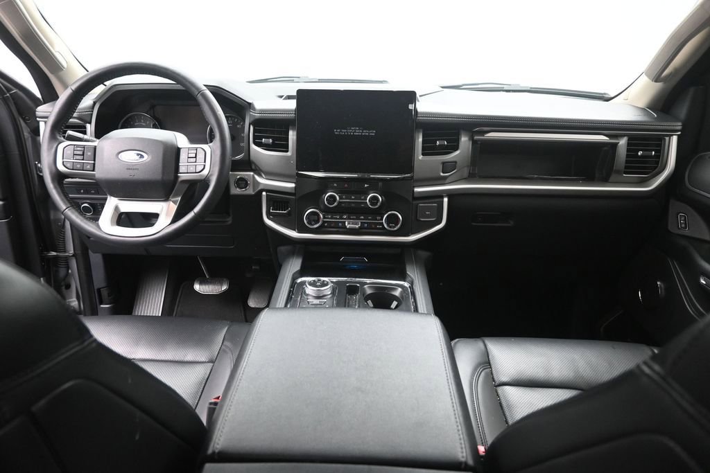 Certified 2024 Ford Expedition Max XLT RWD image 16