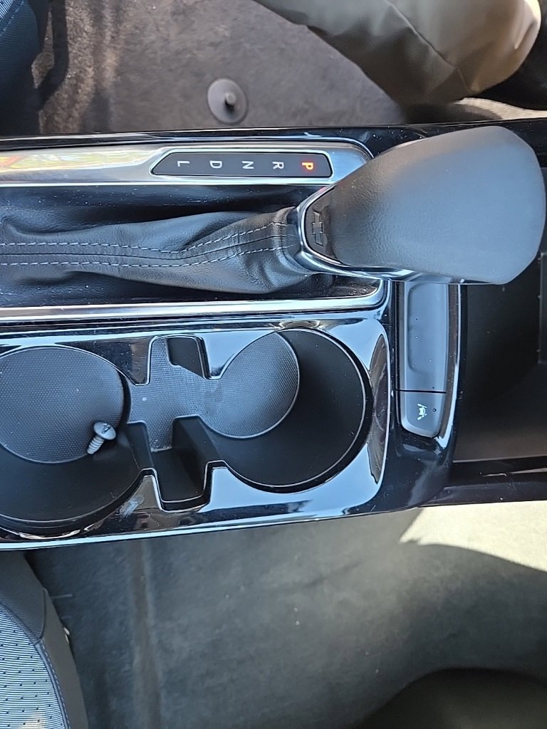 Used 2025 Chevrolet Trax LT w/ LT Convenience Package image 12