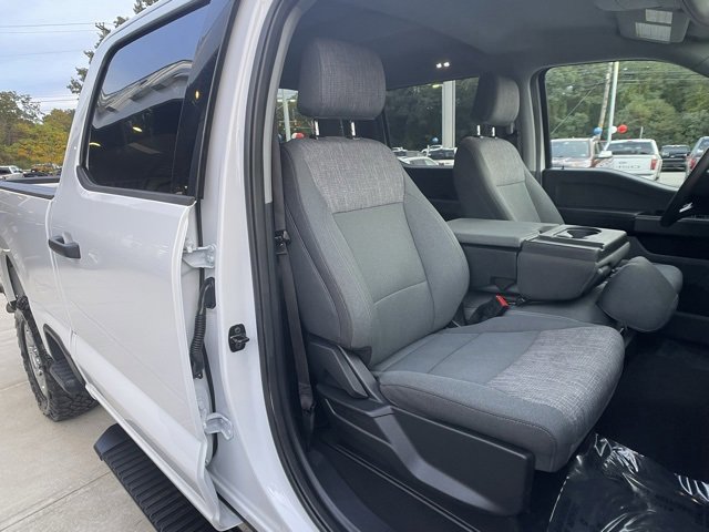 Certified 2024 Ford F250 XLT w/ Snow Plow Prep Package image 31