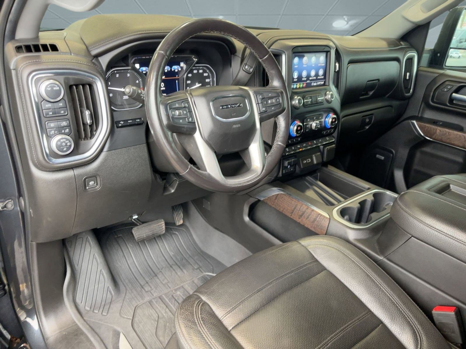 Used 2020 GMC Sierra 2500 Denali w/ Denali Ultimate Package image 10