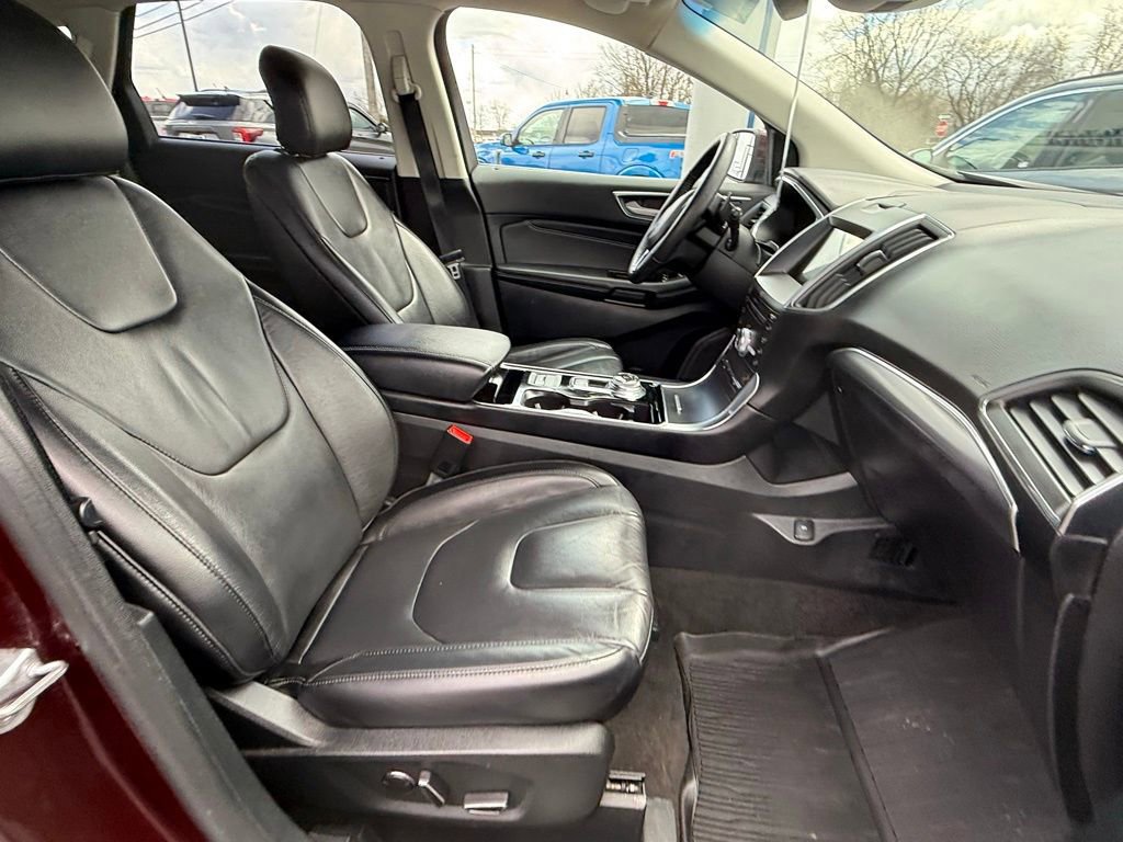 Certified 2019 Ford Edge Titanium w/ Cold Weather Package image 15