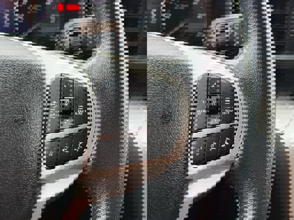 Certified 2022 Ford Explorer XLT w/ Equipment Group 202A image 34