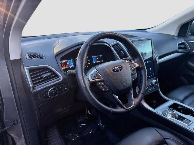 Certified 2024 Ford Edge SEL w/ Convenience Package AWD/4WD image 9