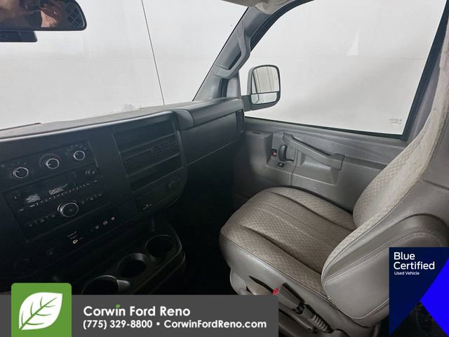 Used 2017 GMC Savana 2500 RWD image 25