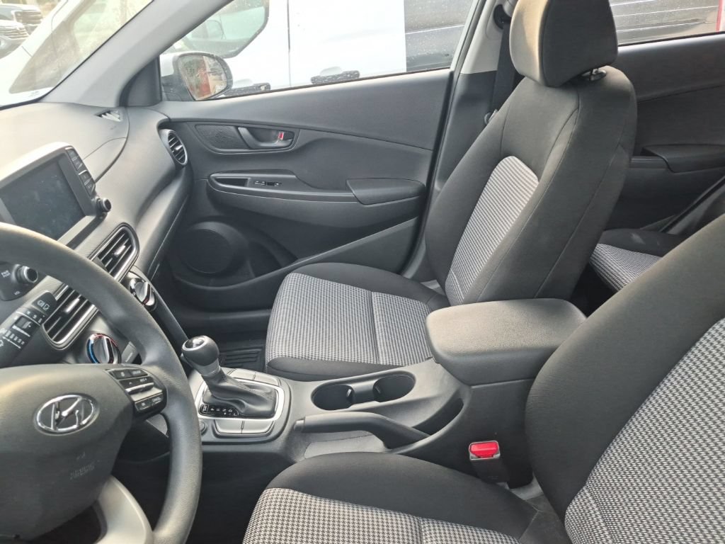 Used 2021 Hyundai Kona SE FWD image 24
