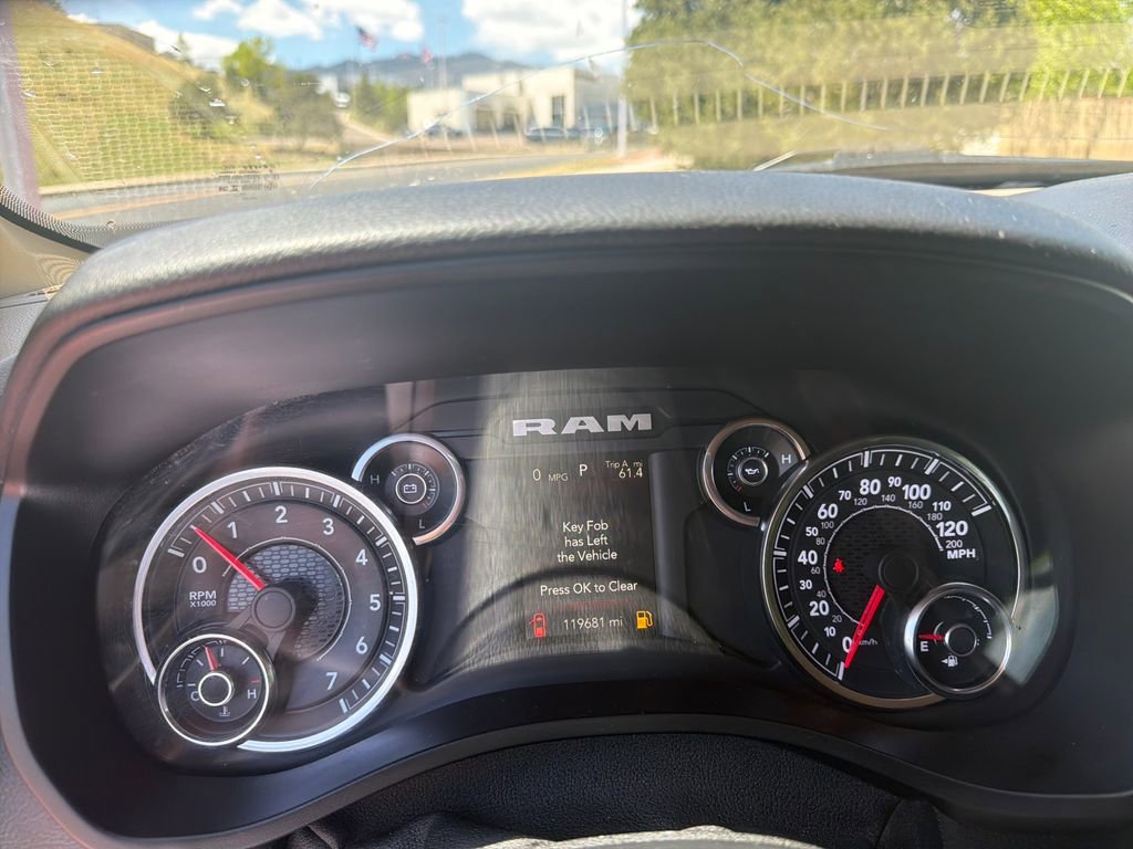 Used 2020 RAM 1500 Big Horn AWD/4WD image 16