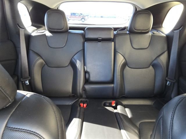 Used 2020 Jeep Cherokee Limited image 24