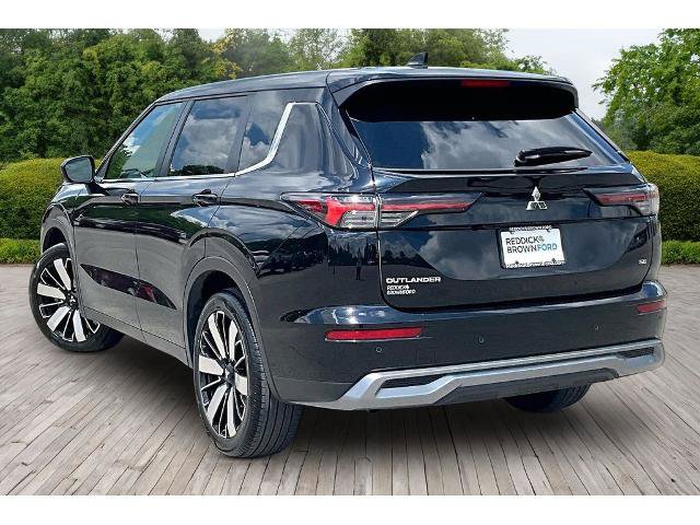 Used 2025 Mitsubishi Outlander SE FWD image 4