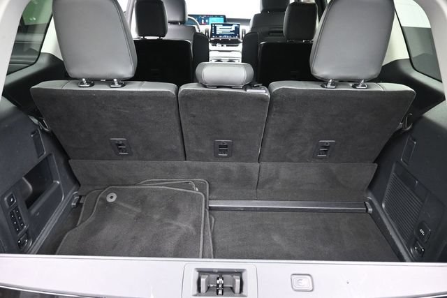 Certified 2026 Ford Expedition Active AWD/4WD image 27
