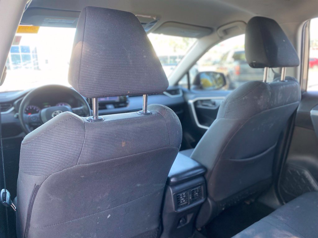 Used 2022 Toyota RAV4 LE AWD/4WD image 29