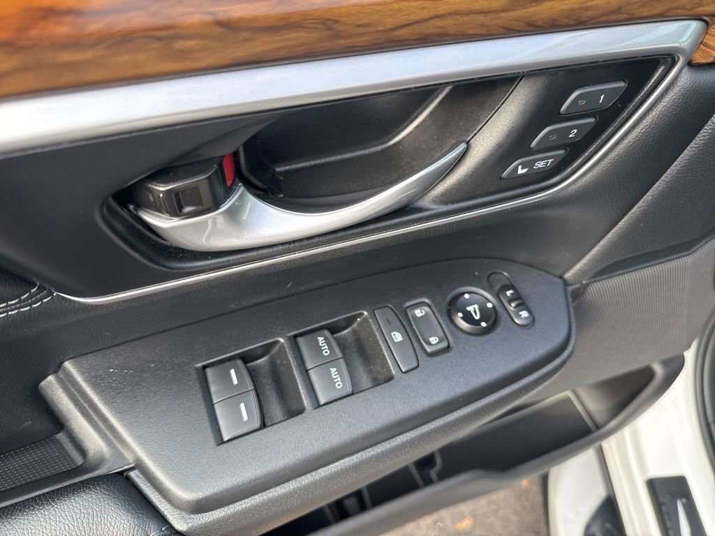 Used 2021 Honda CR-V Touring image 17