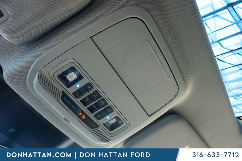 Certified 2022 Ford Explorer XLT w/ Equipment Group 202A AWD/4WD image 14